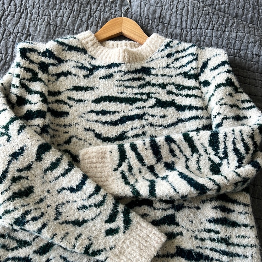 H&M wool cropped sweater